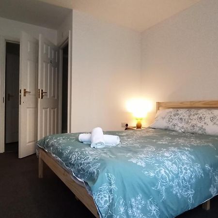 Bright, Chilled Ensuite Db Room In A Shared Flat! London Exterior foto