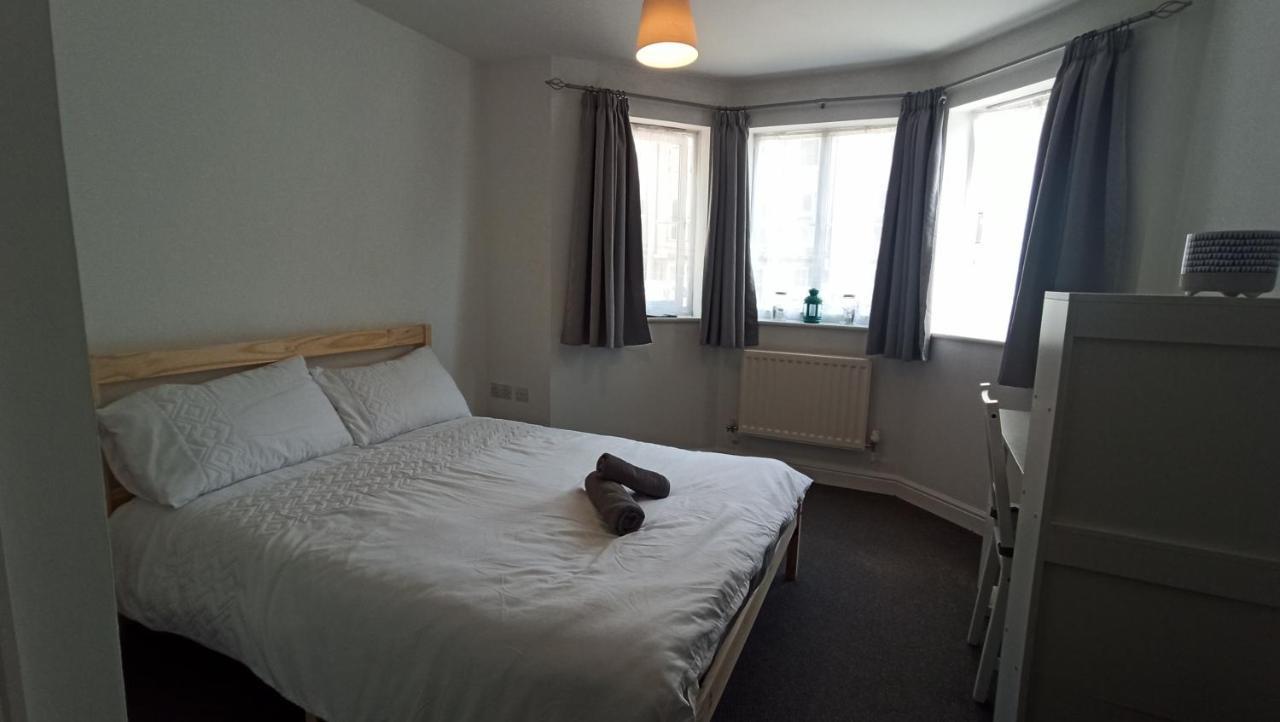 Bright, Chilled Ensuite Db Room In A Shared Flat! London Exterior foto